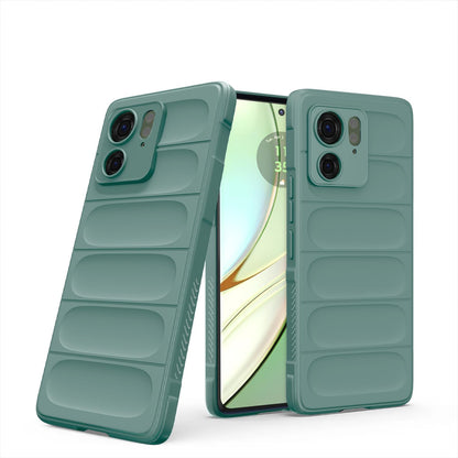 Moto Edge 40 mobile back cover in green by Pikkme