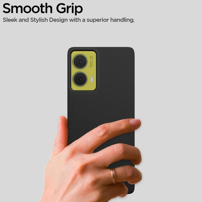 Moto G85 5G mobile back cover in black by Pikkme – photo 7