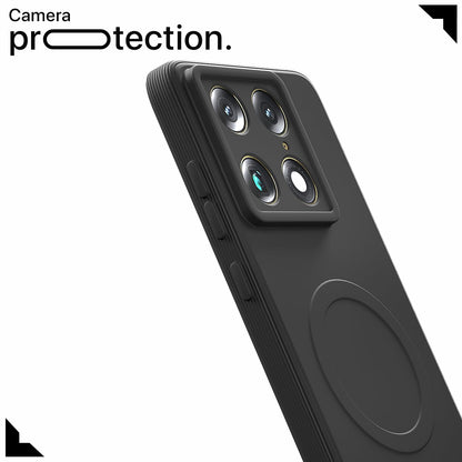 Moto Signature 5G MagSafe phone cover in black by Pikkme – photo 5