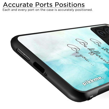 OnePlus 10T 5G back cover by Pikkme – photo 6